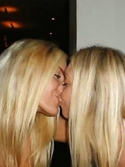 girls kissing megamix update 7